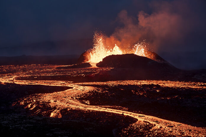 Spectacular Eruption in Reykjavik: Iceland's Volcano Awakens, Disrupting Air Travel and Prompting Evacuations