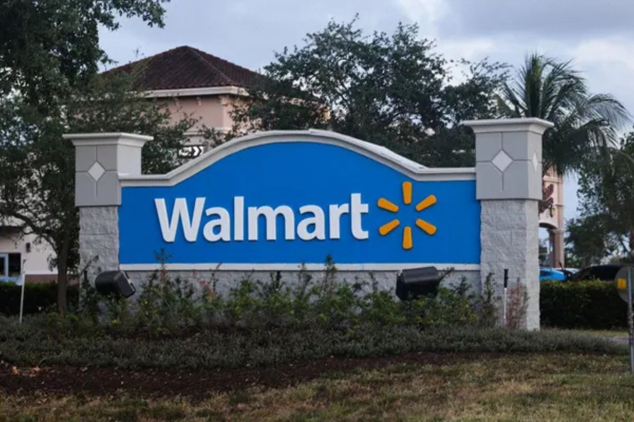 Walmart Could Raise Prices if Trump Tariffs Are Implemented, Says CFO