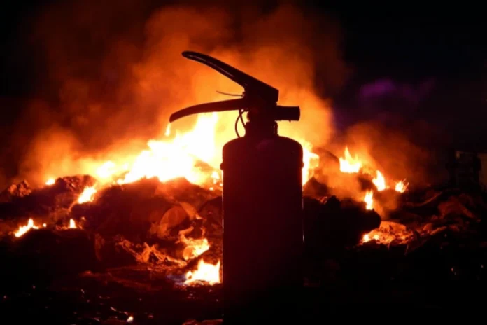 Christmas Tree Fire or Foul Play? Tragic Blaze Claims Mother and Son in Culiacán