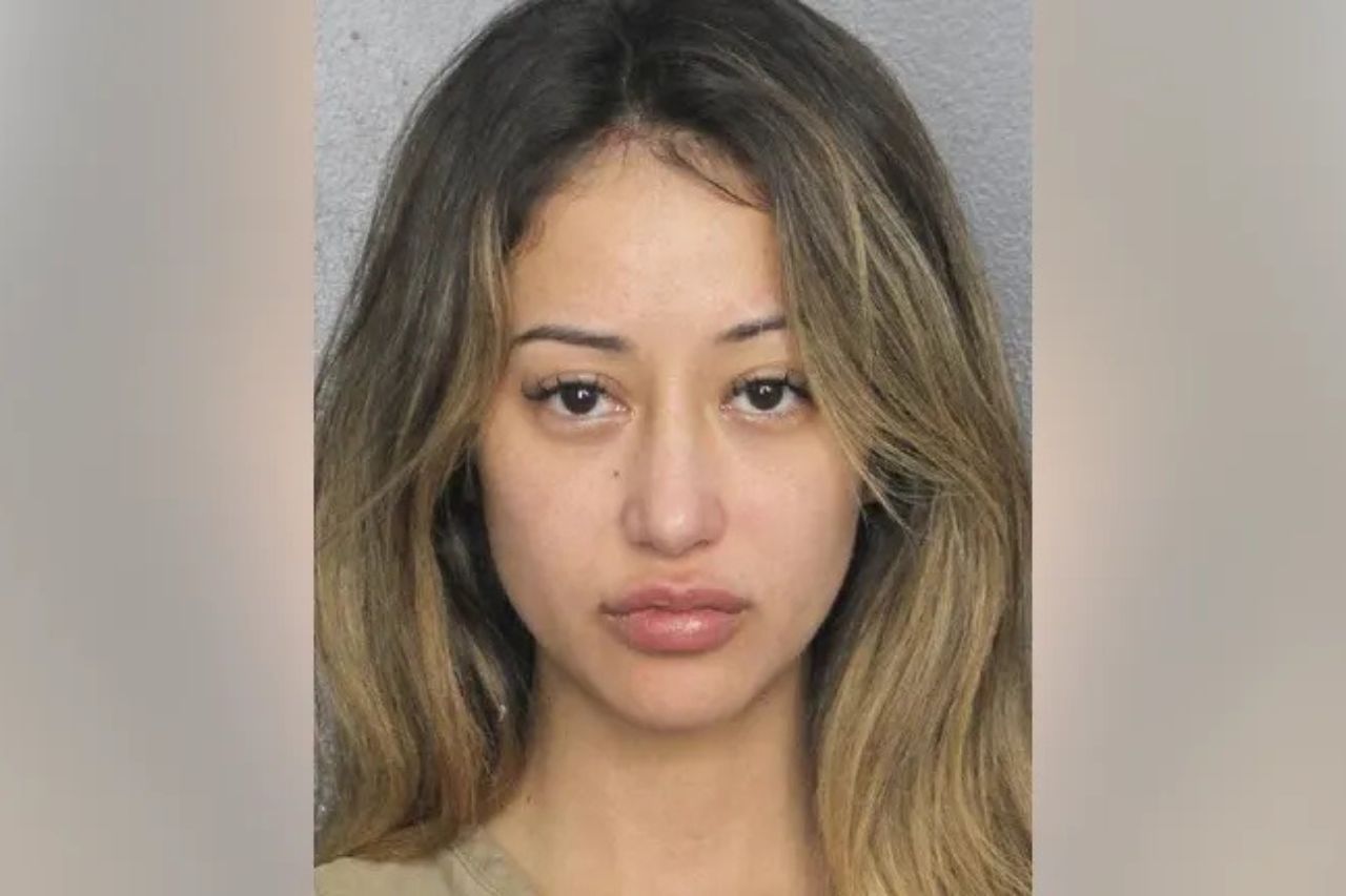 Oklahoma Mom Arrested After Leaving Baby at Florida Hotel on Christmas Eve Oklahoma Mom Arrested After Leaving Baby at Florida Hotel on Christmas Eve