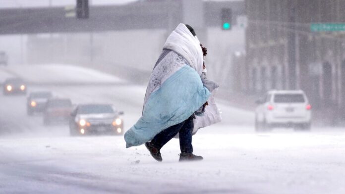 Historic Deep Freeze & Snowstorm Stun the South – More Snow Than Chicago!