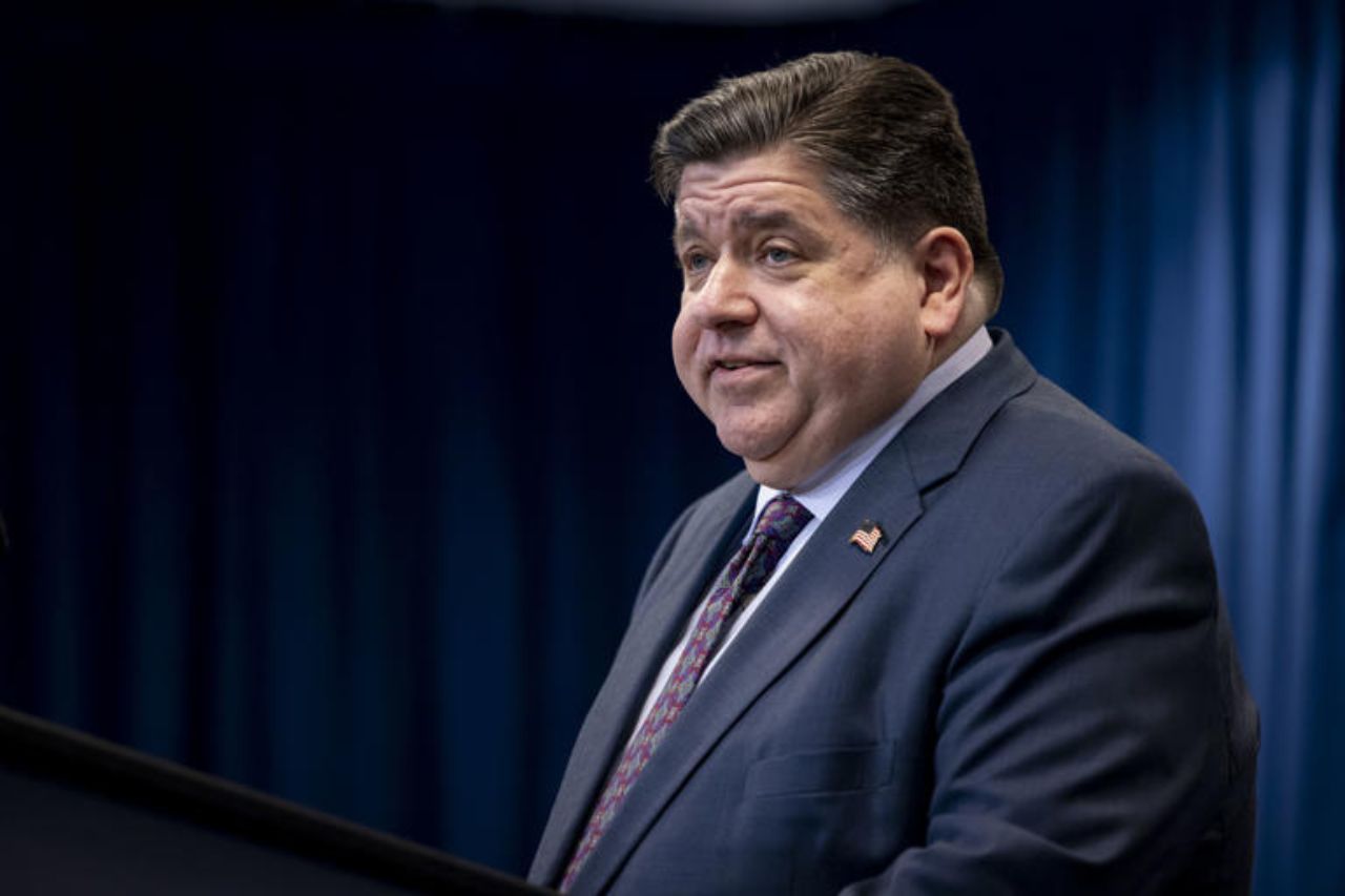 Illinois Gov. Pritzker Slams Chicago Mayor Johnson Over Failed Hemp Bill and Strained Springfield Ties