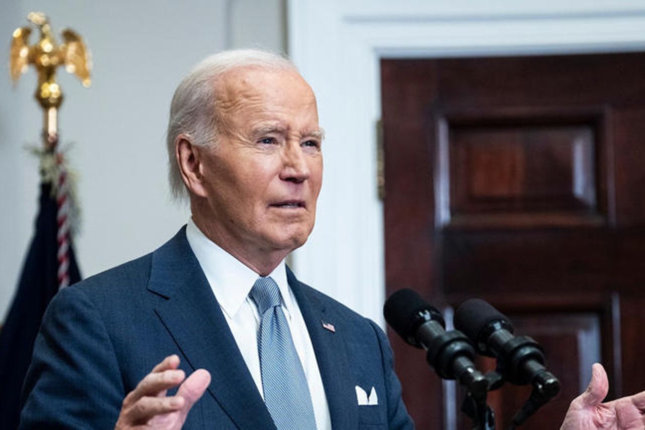Journalists Who Covered for Biden's Mental Decline: Should They Be Held Accountable?