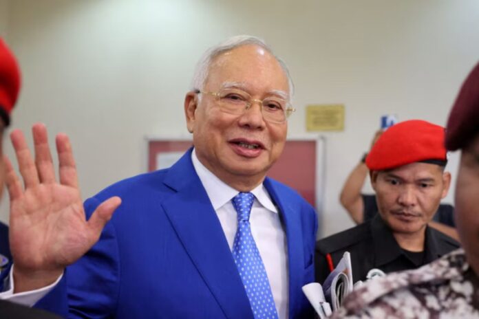 Malaysia Moves to Block Talks on Jailed Ex-PM's Attempt to Expose Royal Document