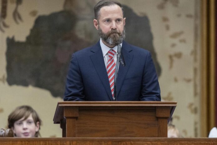 Texas Appoints a Powerful New House Speaker, Shaking Up the GOP's Hard-Right Grip