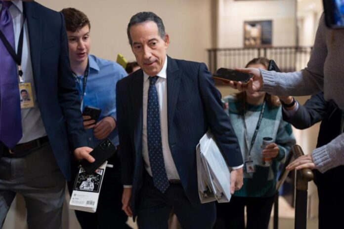 Top House Democrat Calls for Alito's Recusal from Trump Case Following Controversial Phone Call