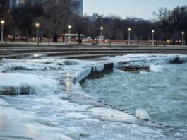 Chicago Hit by Dangerous Freezing Rain: Winter Weather Advisory Issued