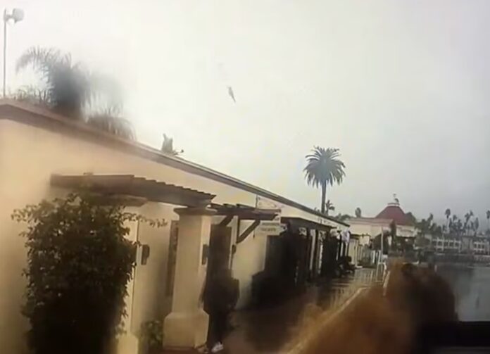 Harbor Horror: Fighter Jet Goes Down, 2 Pilots Rescued