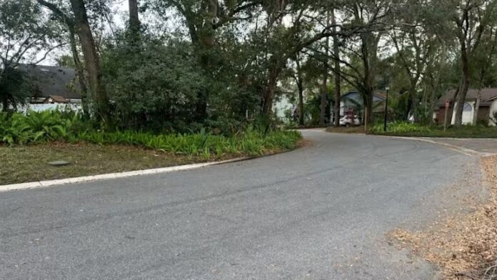 Heroic: Man Fights Off Coyotes to Protect His Service Dog